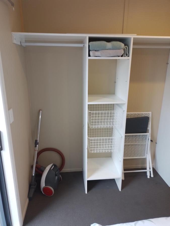 Best Budget Bed And Ensuite - Private Access Close To Beach Waihi Esterno foto