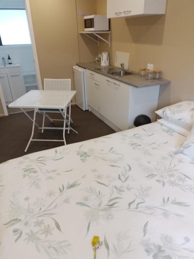 Best Budget Bed And Ensuite - Private Access Close To Beach Waihi Esterno foto